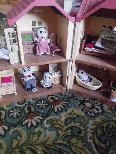 жёлтый домик: Игровой домик для фигурок (в стиле Sylvanian Families) - Двухэтажный — 6