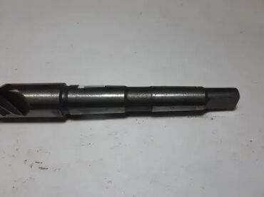 Ostali uređaji: Burgija 10,4mm/14mm, dvostepena, prihvat konusni MK1 Burgija — 8