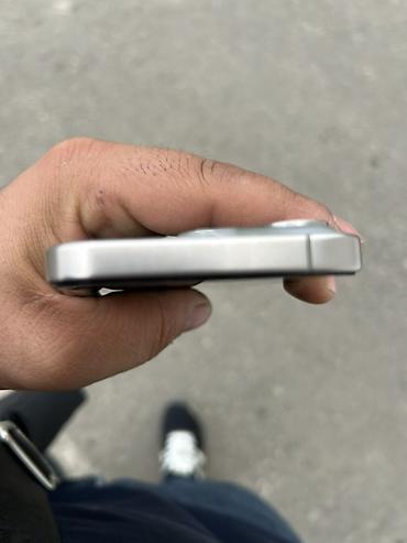 islenmis telefon: IPhone 15 Pro, 128 GB, Natural Titanium — 2