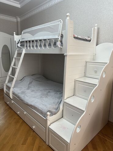 Mebel: Oğlan və qız üçün, İşlənmiş, Çarpayı, Matras ilə, Siyirməli