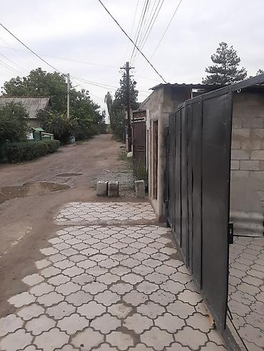 1 комната, Красный Строитель ж/м Собственник, Без животных, от 1 года at lalafo.kg 1 комната, Красный Строитель ж/м Собственник, Без животных, от 1 года