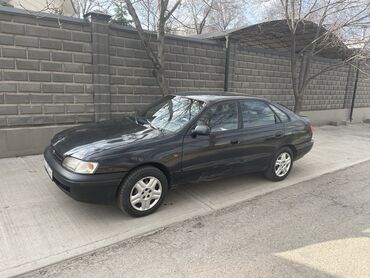 Toyota: Toyota Carina E: 1995 г., 1.8 л, Механика, Бензин, Хэтчбэк