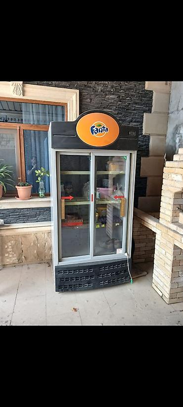 Холодильное оборудование: İki qapılı vitrin tipli içki soyuducusu - Brend loqosu: Fanta üst — 2