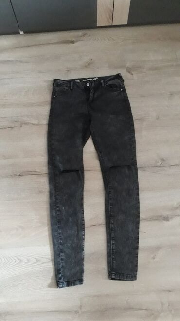 флисовые кофты бишкек: Jins . Джинсы. Bershka. Размер 36 lalafo.az -da флисовые кофты бишкек: Jins . Джинсы. Bershka. Размер 36