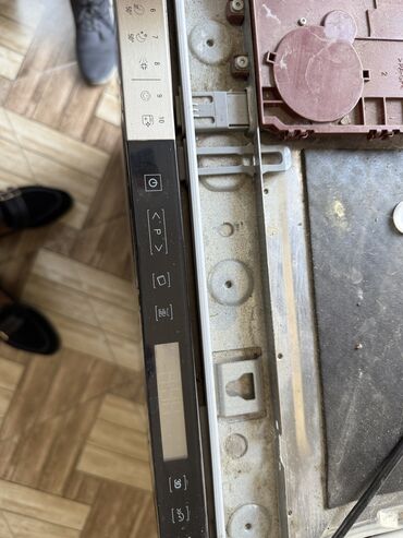 qabyuyan moyka qiymetleri: 1 ay islenib cemi.ariston firmasi.klonka ustundedi demek olarki