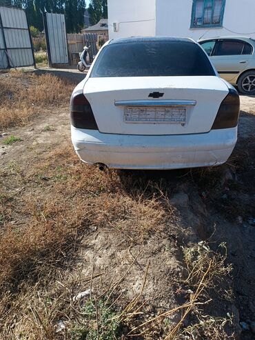 Daewoo: Daewoo Nubira: 2000 г., 1.6 л