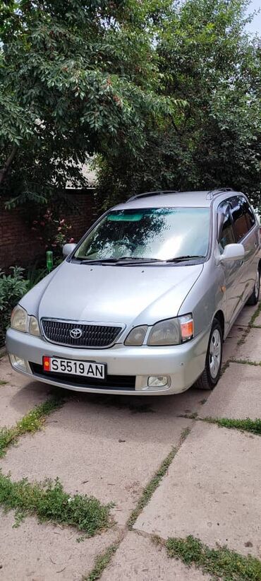 volkswagen passat б 5: Toyota Gaia: 2003 г., 2 л, Автомат, Бензин, Минивэн