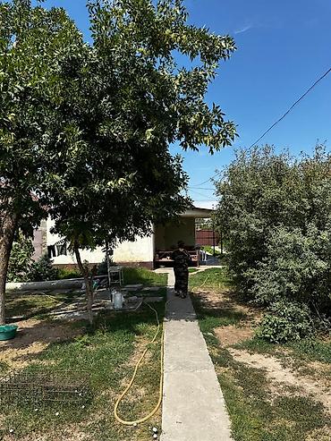 Продажа коттеджей и домов: Продаю дом в Арча-Бешике! 📍Адрес: Арча-Бешик Кол-во соток- 9 Кол-во — 8