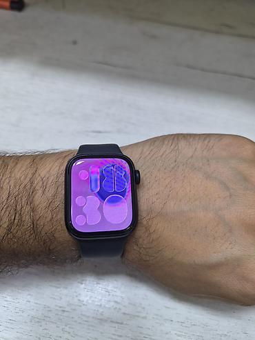 Apple Watch Series 8, 41 mm (GPS). Qara aluminiy korpus və qara — 1