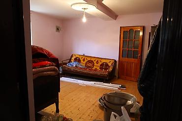 Həyət evləri və villaların satışı: 6 otaqlı, 300 kv. m, Orta təmir — 37