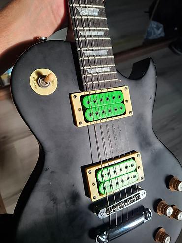 Электрогитары: Harley Benton SC400, yığılmış: Bridge (gövdə) pickup: DiMarzio Evo2 — 4