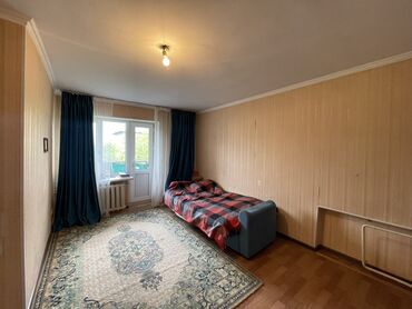 связи с переездом: 1 бөлмө, 30 кв. м, Хрущевка, 3 кабат, Косметикалык ремонт