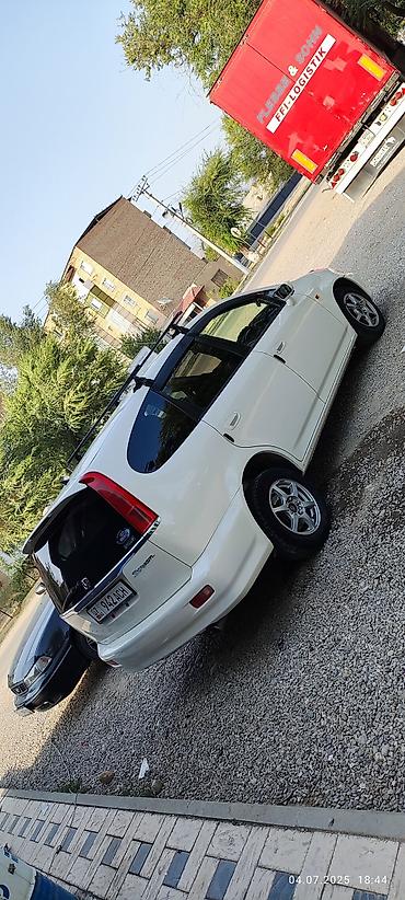 bmw e29: Honda Stream: 2002 г., 2 л, Автомат, Бензин, Минивэн — 6