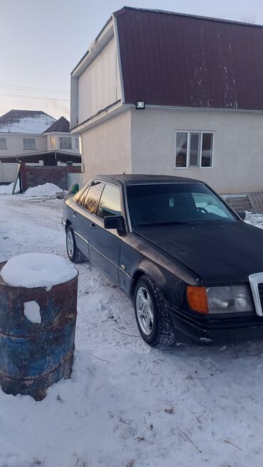 Mercedes-Benz: Mercedes-Benz W124: 1990 г., 2 л, Механика, Бензин, Седан