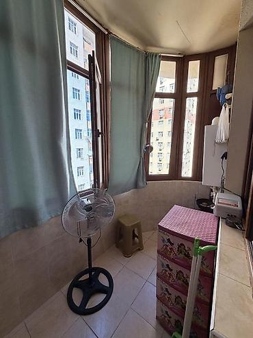 əmlak birjası: Yeni Yasamal, 3 otaqlı, Yeni tikili, m. İnşaatçılar, 155 kv. m — 10