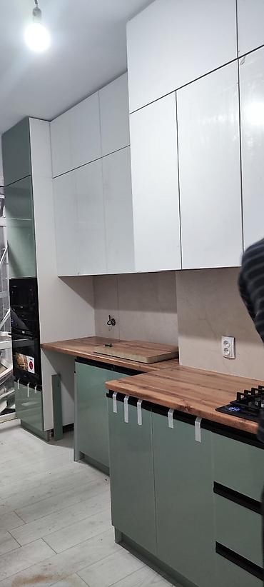 Кухонные гарнитуры: Кухонный гарнитур — 26