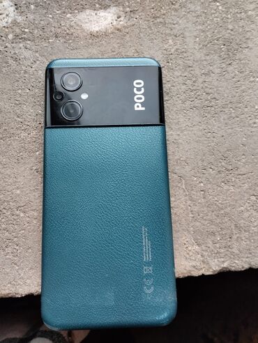 pocophone f3: Poco M5, 128 GB, Barmaq izi