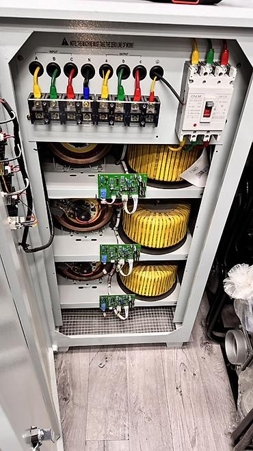 abb: Стабилизатор напряжения, Трехфазные — 4