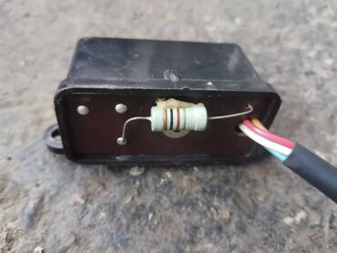 Auto delovi: Relej, potencimetar periodičnog rada brisača Lada Niva, Lade 7 Riva — 7