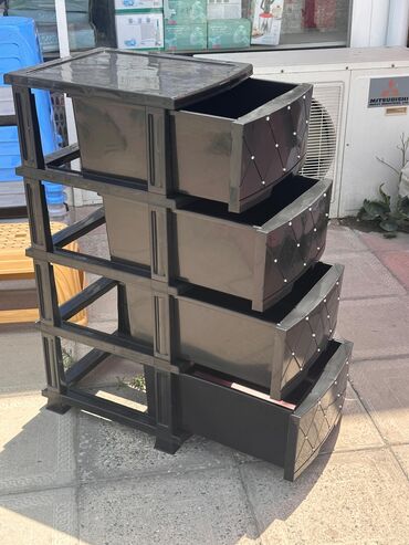 Dolablar: Yeni, 4 qapılı — 6