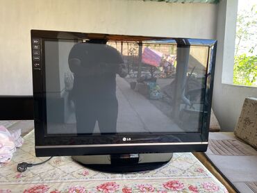Телевизоры: Продаю фирменный телевизор марки LG