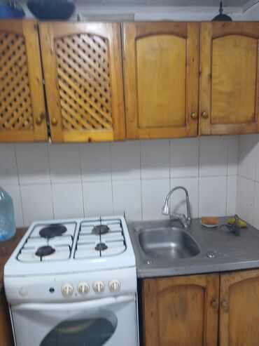 Mətbəx mebeli: Mətbəx mebeli və məişət texnikası dəsti - Üst və alt hissədən ibarət — 2