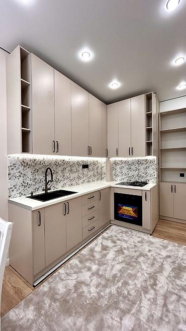Продажа квартир: 2 комнаты, 82 м², ул. Ахунбаева / Чапаева Элитка, 3 этаж, Евроремонт — 3
