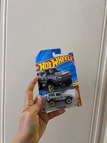 hot wheels formula 1: Hot Wheels die-cast kolleksiya maşınları – 1:64 miqyas Dəst tərkibi — 9