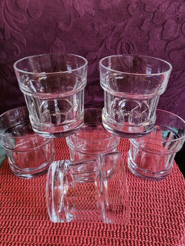 Čaše: Case nove,vintaz za zestoko pice Arcoroc Francuska. Case jake, puno na lalafo.rs — 2 Čaše: Case nove,vintaz za zestoko pice Arcoroc Francuska. Case jake, puno — 2