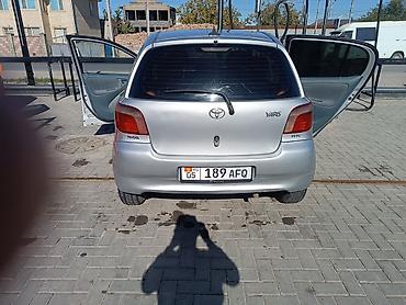 vaz 2109: Toyota Yaris: 2001 г., 1.3 л, Автомат, Бензин, Хэтчбэк — 8