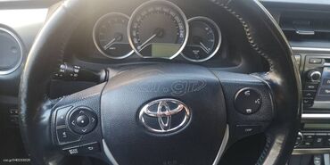 Toyota: Toyota Auris: 1.4 l. | 2013 έ. Χάτσμπακ — 5
