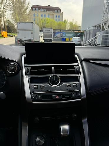 Lexus: Lexus NX: 2018 г., 2 л, Бензин, Кроссовер — 10