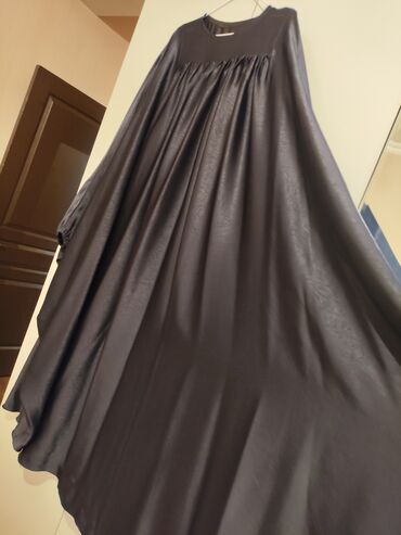 Gündəlik donlar: Abaya qırışlı ipək parçadan hazırlanıb.Yenidir.Rəng olaraq tünd -da lalafo.az — 7 Gündəlik donlar: Abaya qırışlı ipək parçadan hazırlanıb.Yenidir.Rəng olaraq tünd — 7