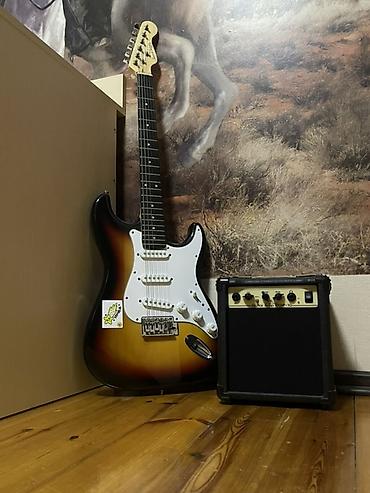 Elektrik gitara və kiçik kombo gücləndirici seti - Korpus