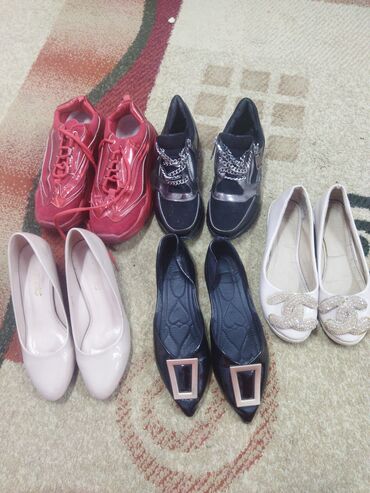 bosonozhki 37 38: Продается б/у женская обувь. всё по 250 с. мкр. кок жар. размеры 37-38