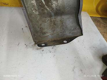 nardo grey: Переднее правое Audi, 2004 г., Б/у, Оригинал — 2