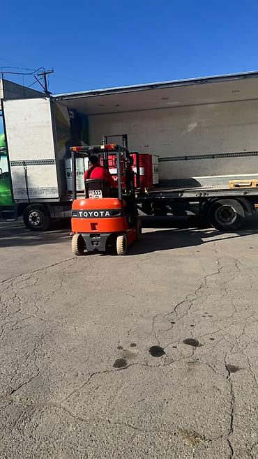 стуля ош: Грузовой автомобиль Mercedes-Benz Atego с фургоном-«раскладушкой» (box — 5