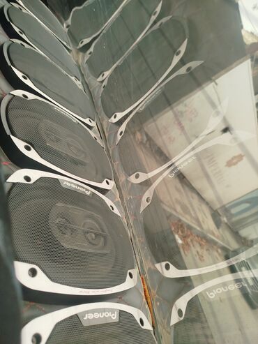 Mercedes-Benz: Mercedes-Benz 190 (W201): 2 l | 1990 il Sedan — 9