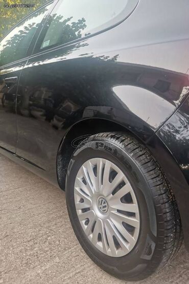 Volkswagen: Volkswagen Golf: 1.2 l. | 2010 έ. Χάτσμπακ — 3