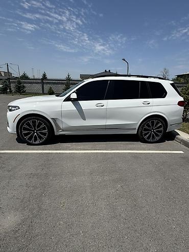 чехол на 7: BMW X7: 2021 г., 3 л, Автомат, Бензин, Внедорожник — 5