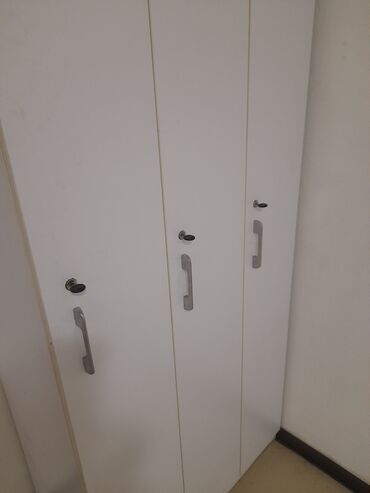 гардеробная шкаф: Кийим чечүүчү жай үчүн шкаф, Жаңы, ЛДСП, Өзү алып кетүү