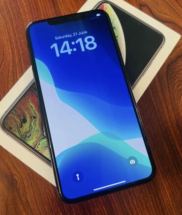 iphone 8s qiymeti: IPhone Xs Max, 64 GB, Face ID