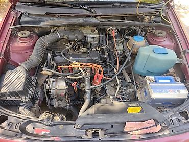 битый пасат: Volkswagen Passat: 1988 г., 1.8 л, Механика, Газ, Седан — 7