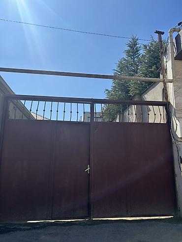 huseynbala eliyev: Yeni Suraxanı 9 otaq, 250 kv. m, Kredit yoxdur, Orta təmir — 2