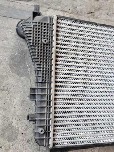 Радиаторы: Интеркулер VW Passat B6 05-09, VW Passat B7 10-, VW Passat B7 10-14 — 14