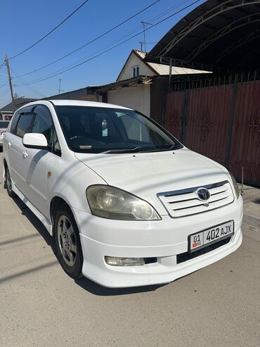 тойота урбан: Toyota Ipsum: 2002 г., 2.4 л, Автомат, Бензин, Минивэн