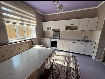 Үйлөрдү сатуу: 6 бөлмө, 160 м², 5 соток, Бишкек, Риелтор — 6