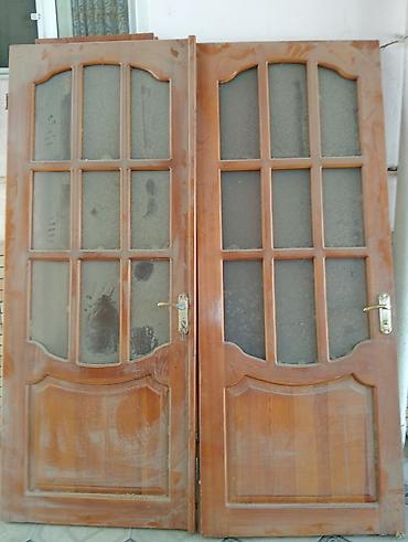 Taxta ikiqanadlı otaq qapısı - Material: təbii ağac - Rəng: klassik