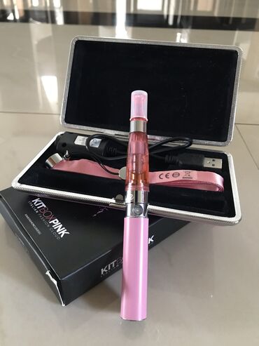 Nargile, elektronske cigarete i prateća oprema: Elektricna Cigareta u roze boji+roze kutija