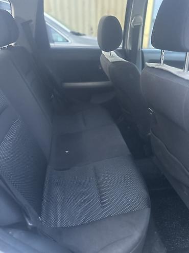 Toyota: Toyota ist: 2003 г., 1.3 л, Автомат, Бензин, Хэтчбэк — 7